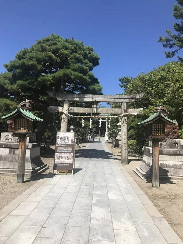 白山神社本殿