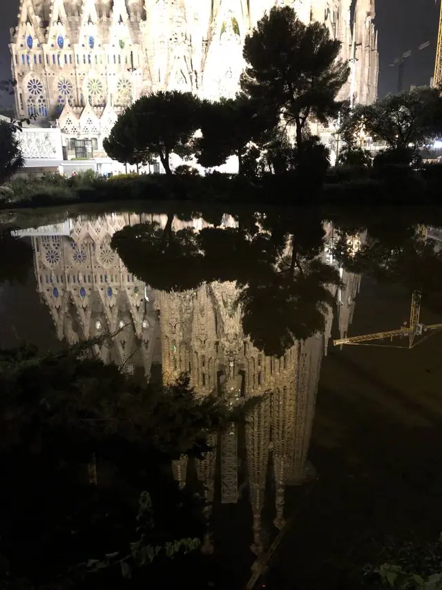 Sagrada Família（サグラダ・ファミリア聖堂）