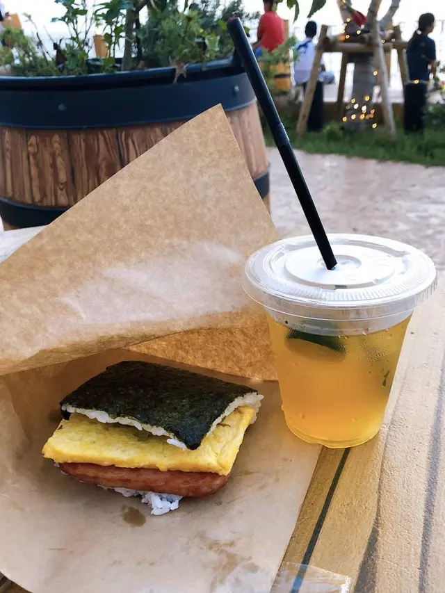 ポークたまごおにぎり本店 北谷店