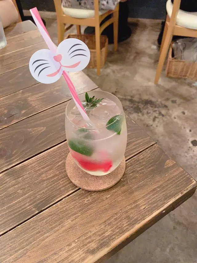 サカノウエカフェ