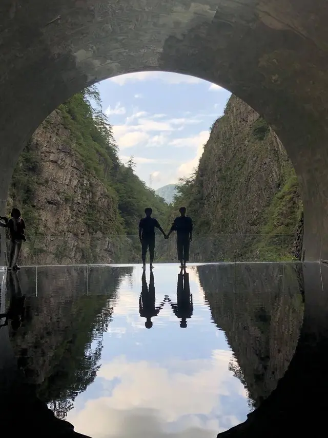 清津峡渓谷トンネル
