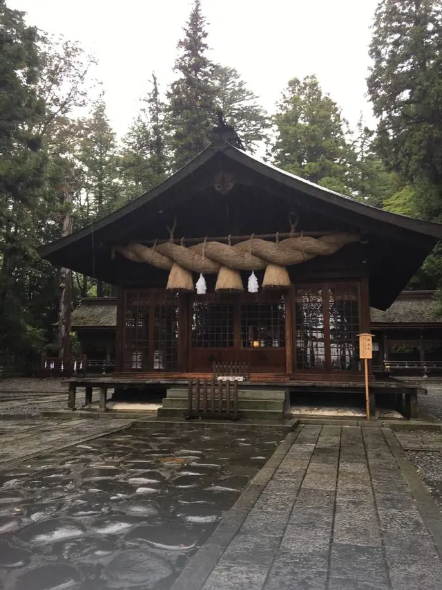 諏訪大社下社春宮