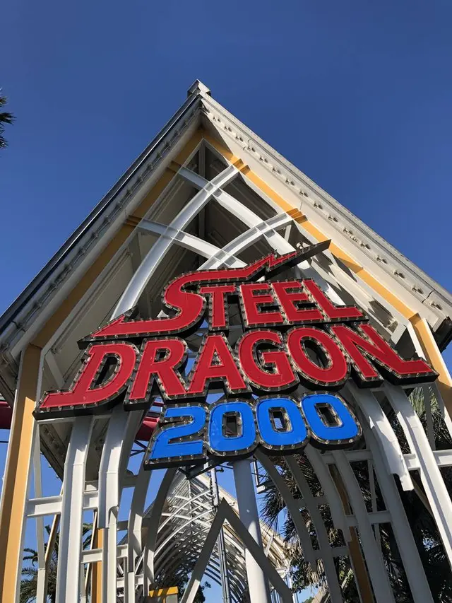 スチールドラゴン2000