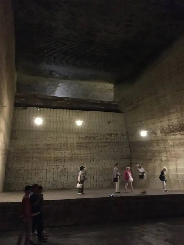 大谷石採石場跡・大谷資料館
