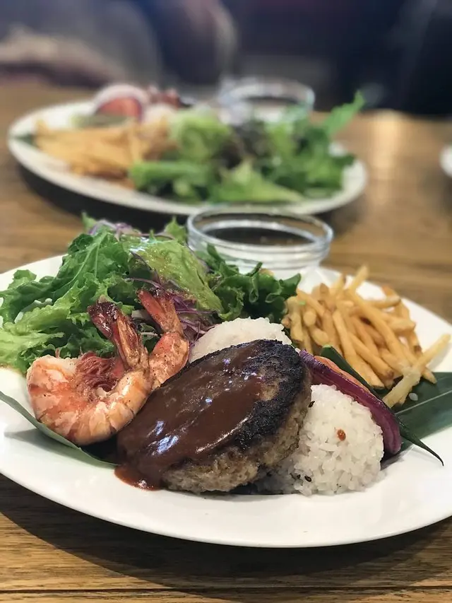 ALOHA CAFE Pineapple 宝塚店