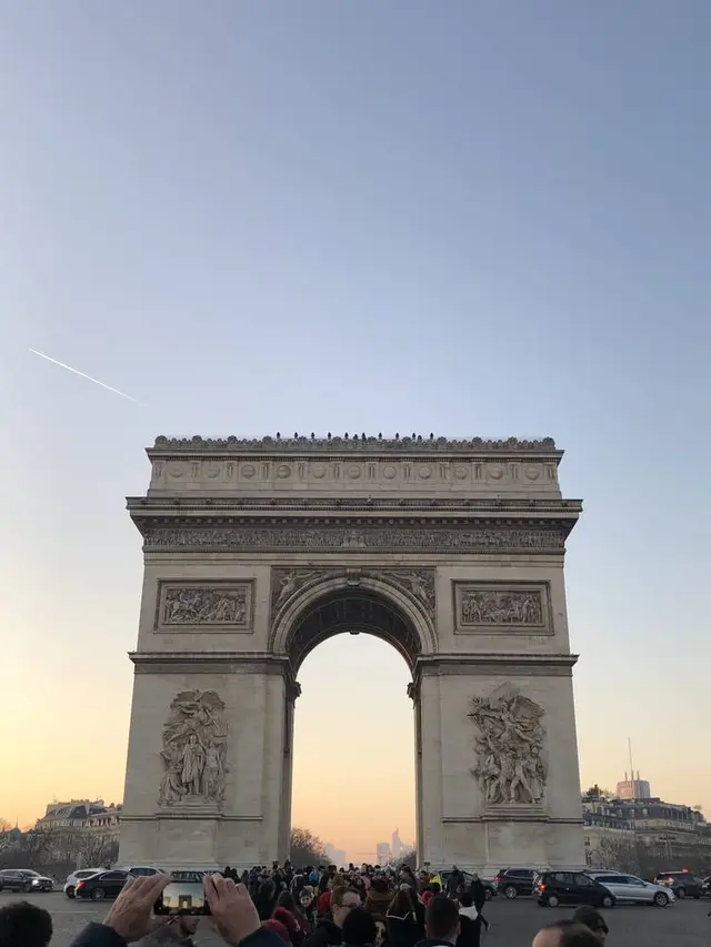  エトワール凱旋門（Etoile Arc de Triomphe）