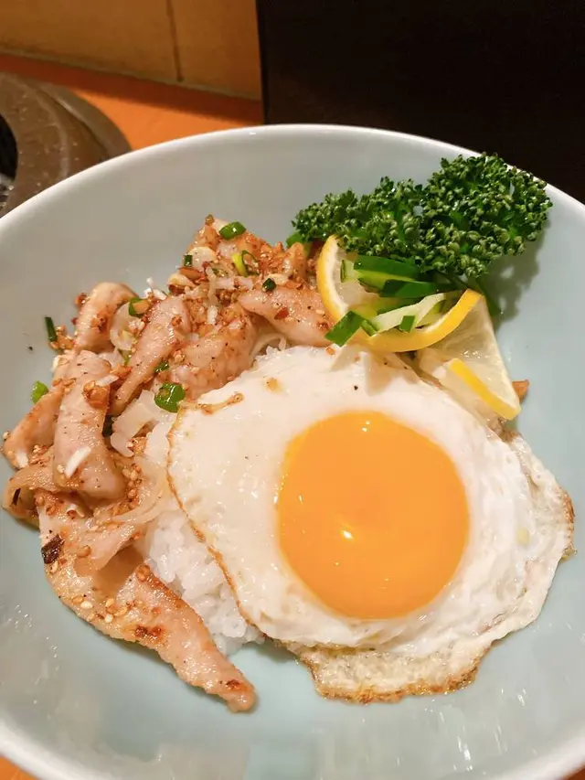 炭火焼肉イリアちゃん