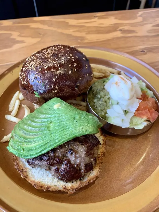 THE BURGER SHOP