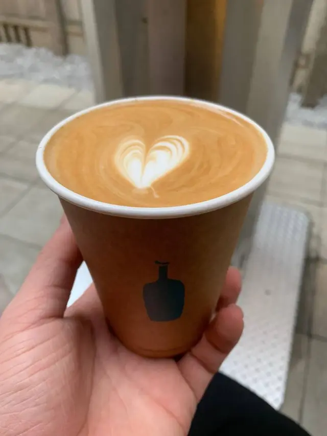 ブルーボトルコーヒー（Blue Bottle Coffee）三軒茶屋店