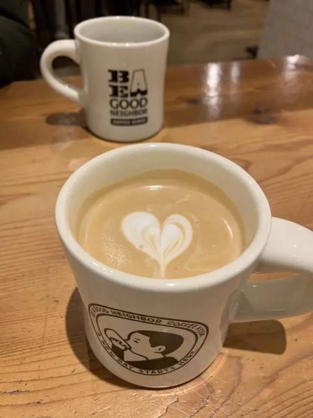 ビー ア グッド ネイバー コーヒー キオスク 六本木（BE A GOOD NEIGHBOR COFFEE KIOSK ROPPONGI）