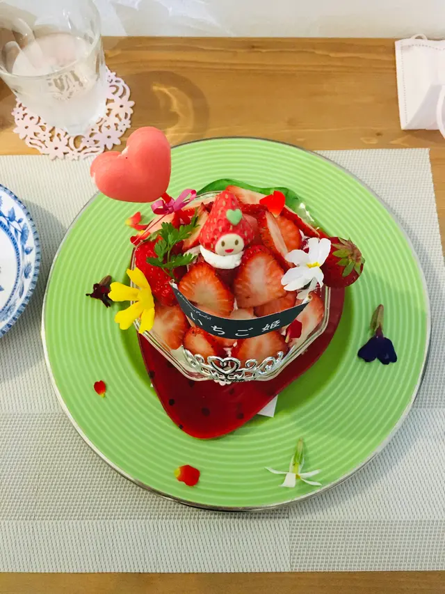 マコハハ トミティ デザインケーキ