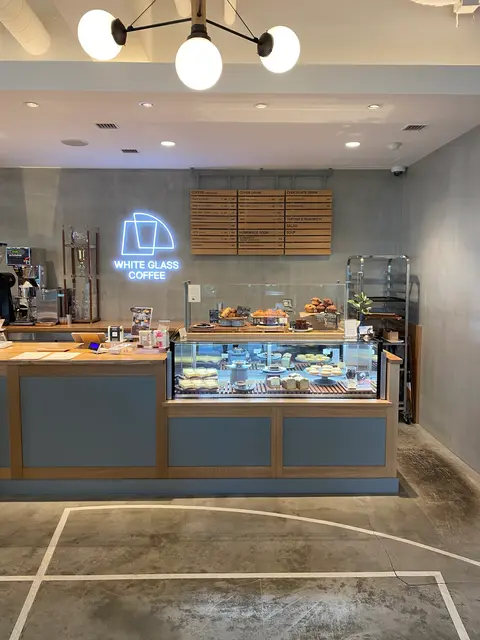 WHITE GLASS COFFEE （ホワイトグラスコーヒー）