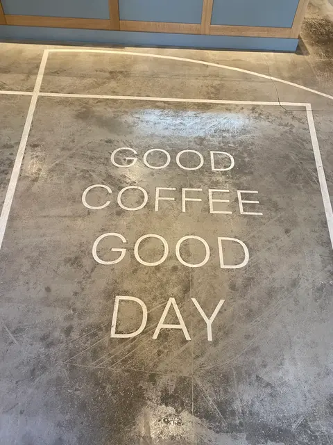 WHITE GLASS COFFEE （ホワイトグラスコーヒー）