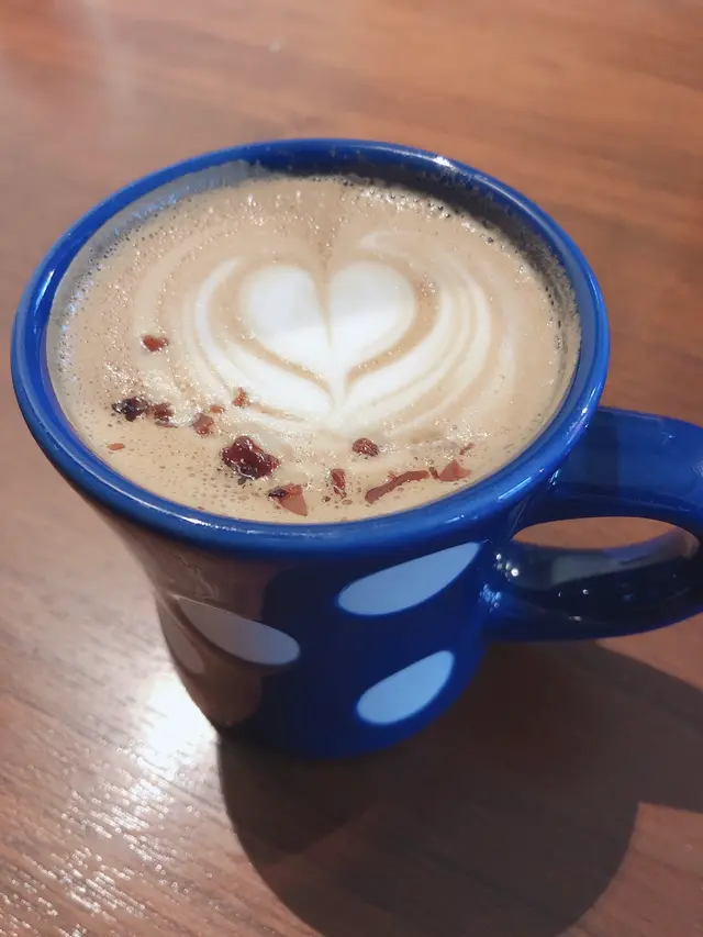 manu coffee roasters クジラ店