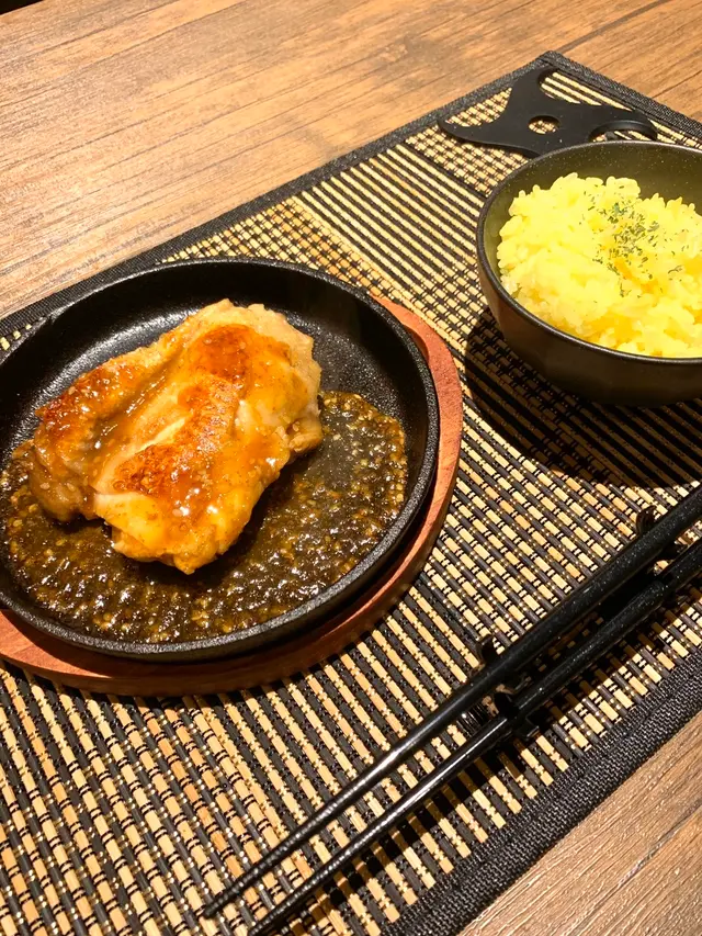 NINJA Cafe&Bar Hidatakayama (忍者カフェ高山)
