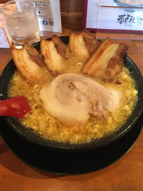 春夏秋灯 河芸店