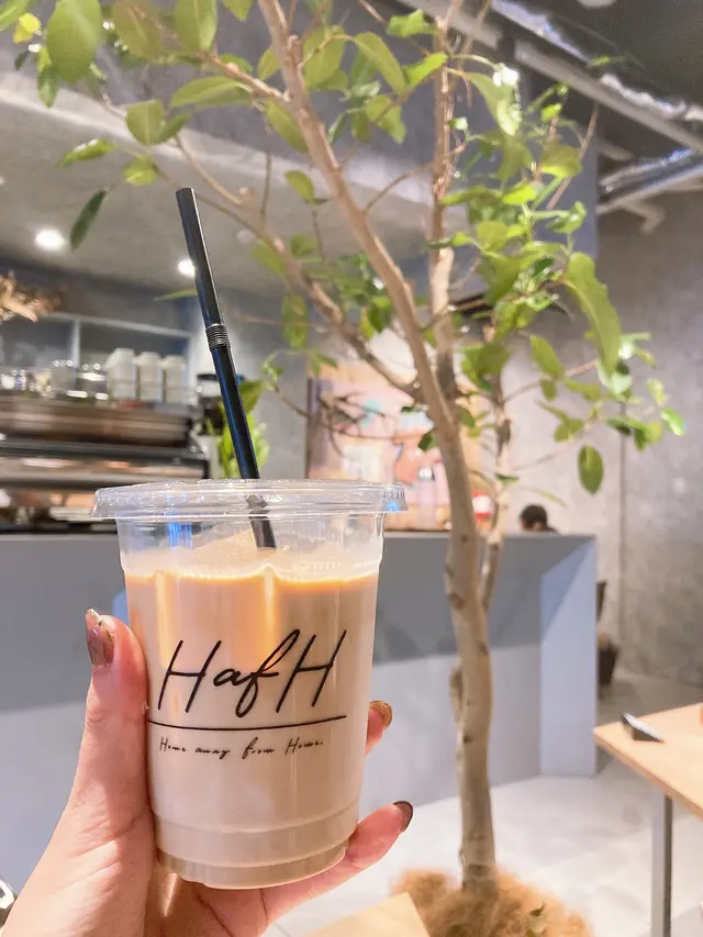 HafH SAI / Café and Bar