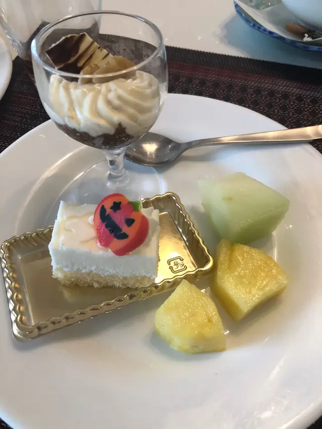 レストランカフェ セレース