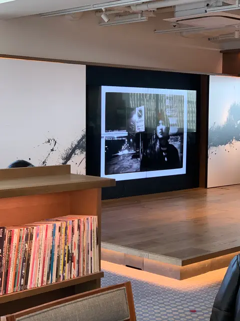 代官山 蔦屋書店(TSUTAYA)