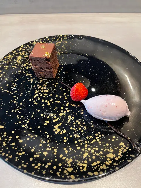 Global French Kitchen 雫