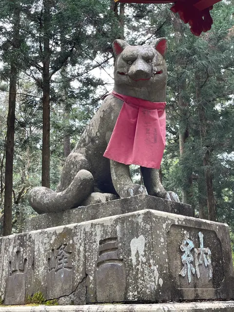 三峰神社 奥宮遥拝殿（見晴台）
