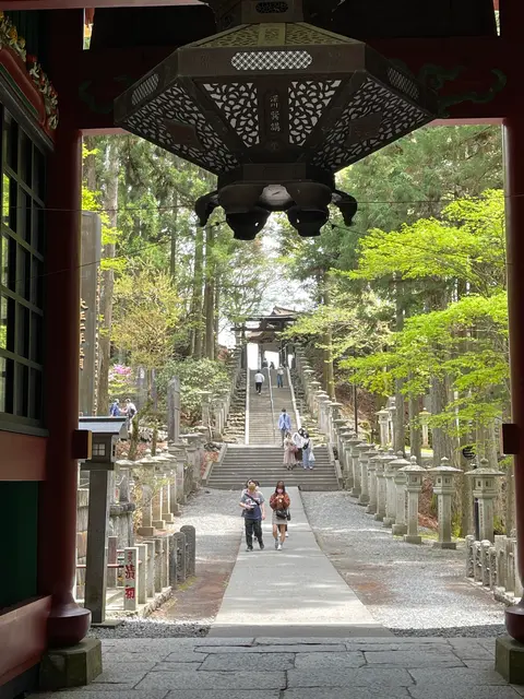 三峰神社 奥宮遥拝殿（見晴台）