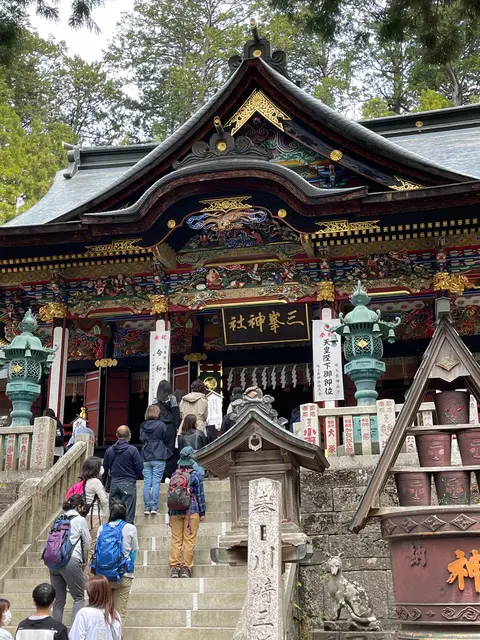 三峰神社 奥宮遥拝殿（見晴台）