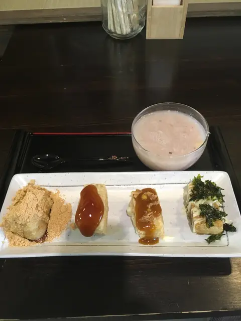 車久米穀店 多度大社前店