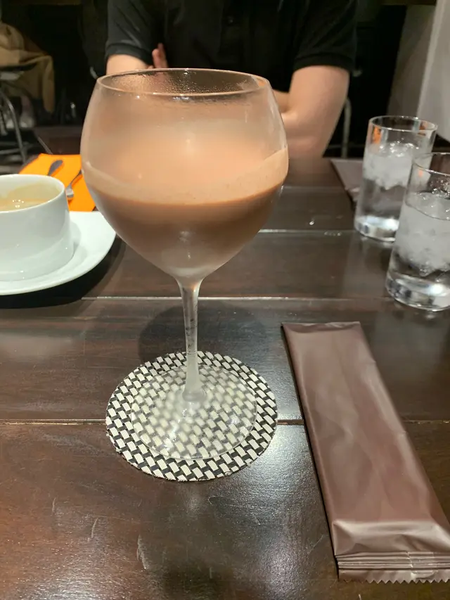 ル ショコラ ドゥ アッシュ 銀座本店