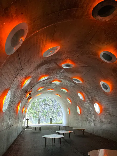 清津峡渓谷トンネル