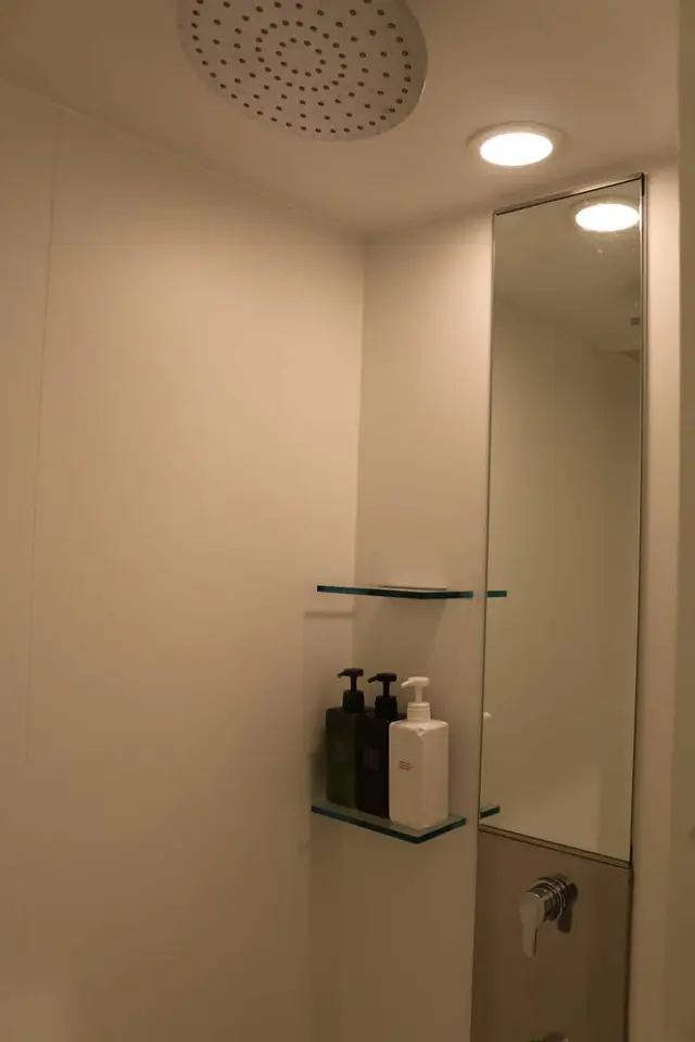 Hostel YUIGAHAMA + SOBA BAR