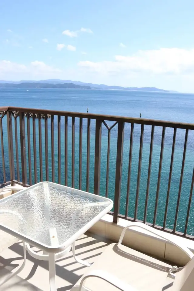 アオアヲナルトリゾート