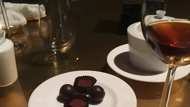 銀座でラグジュアリーお買いもの&食