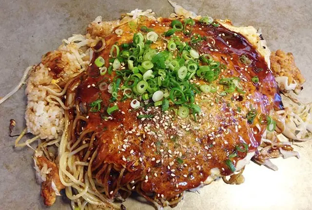 お好み焼きのことを広島焼きって言ったやつ集合