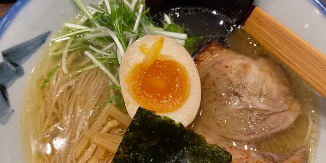 長時間の滞在の回避！横浜駅でサク飯できるお店