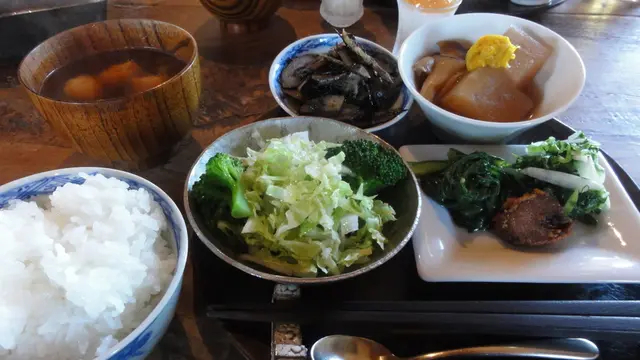 地産地消!野菜・食材にこだわるランチを巡る旅。