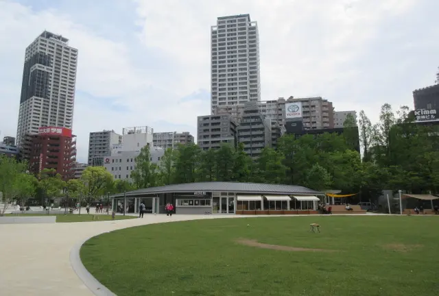 神戸居留地で今も残るモダンな町並みを楽しむ旅