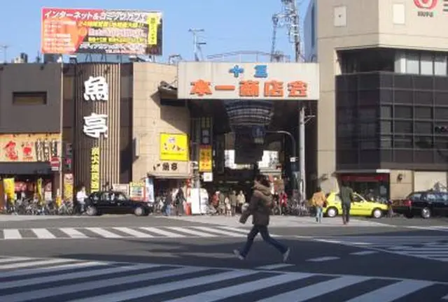 繁華街・十三の夜と三津屋のヤカーリング