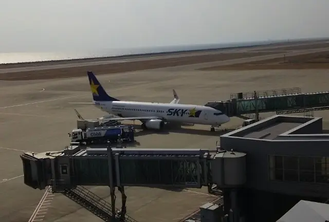 神戸ポートアイランドで、こどもたちがにっこり笑顔