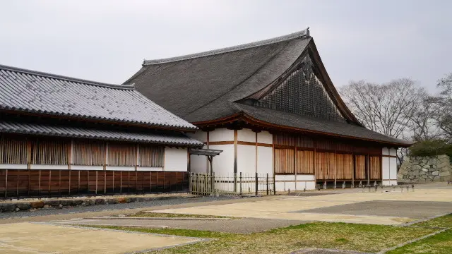 レトロ感たっぷりの篠山城下町・大人の旅