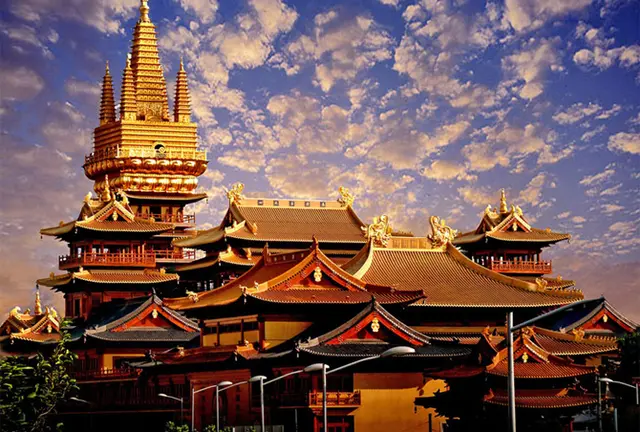 【街特集🇨🇳上海市静安区】歴史ある静安寺を中心とした街🦆CAと巡る１泊2日旅！