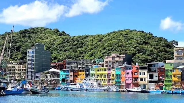 ちょっとDeep台湾 景観と歴史の魅力の島・和平島と基隆の東部海岸線を行く2日旅