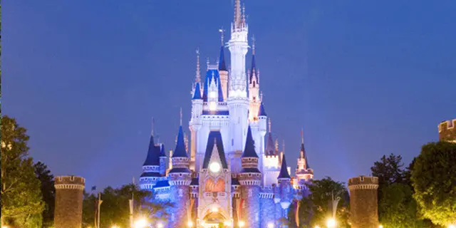女の子とディズニーランドへ行くときに抑えたい5+1スポット！