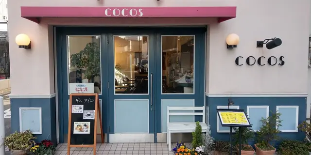 カフェ巡りしましょう