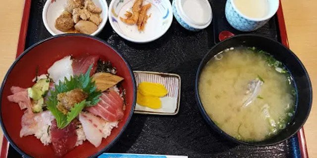【宮崎市民向け：日帰り】海を満喫！日南海岸ドライブ＆海の幸を食べるモデルコース