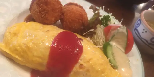 小田急線に乗って世田谷グルメを満喫する休日【洋食・寿司・ケーキ】