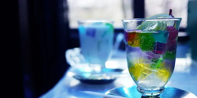 青の空間！一度は行きたい喫茶ソワレ