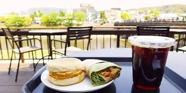現役女子大生がオススメする💕  居心地の良いカフェ☕️と激うまスイーツ🍰