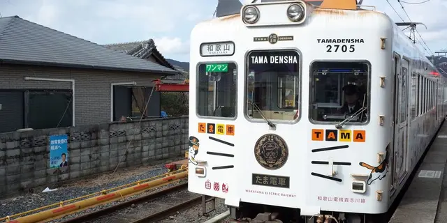 憧れの「たま電車」に乗車！一日和歌山観光