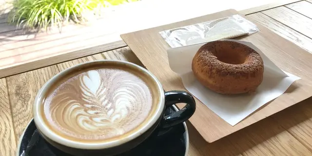 永田町で、ドーナツやコーヒーや自家醸成ビールを満喫
